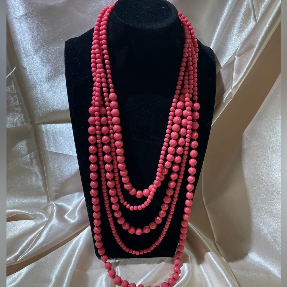 Vimtage necklace